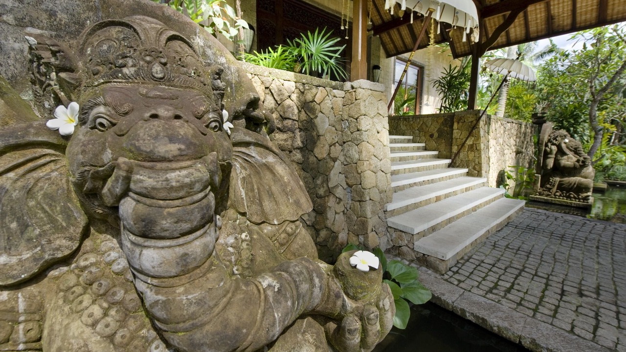 Photo of Outdoor in Samplangan