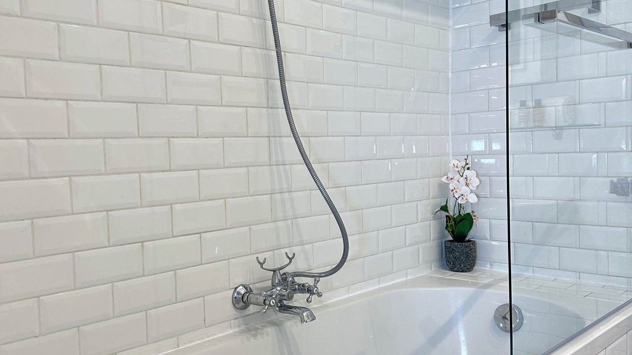 Photo of Bathroom in Saint-Merri