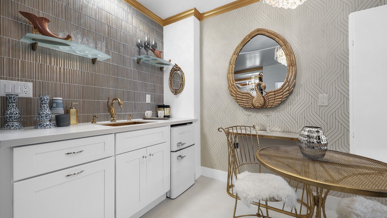 Photo of Bedroom in Uptown Design District