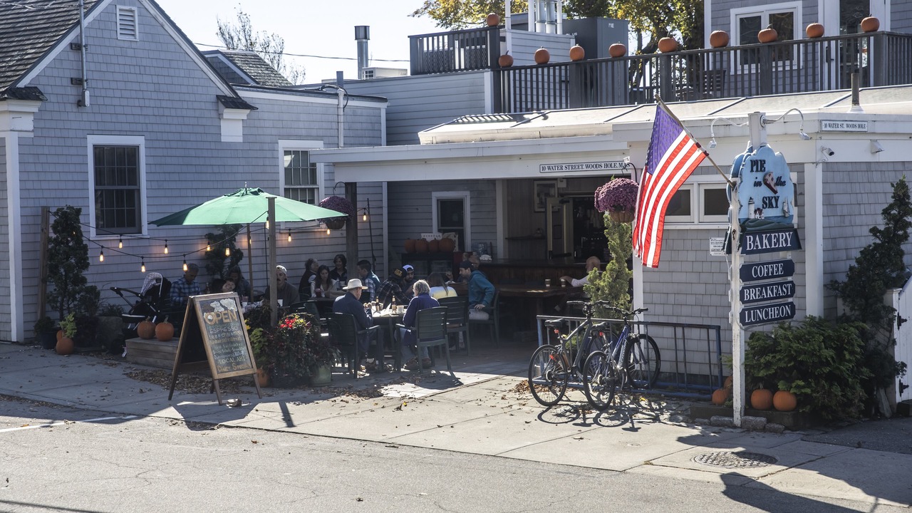 Photo of Others in Woods Hole