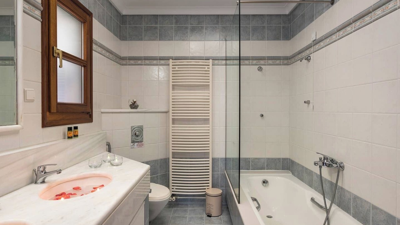 Photo of Bathroom in Maleme