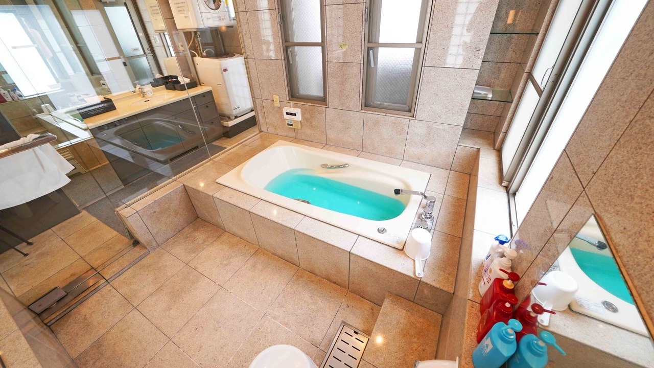 Photo of Bathroom in Taito