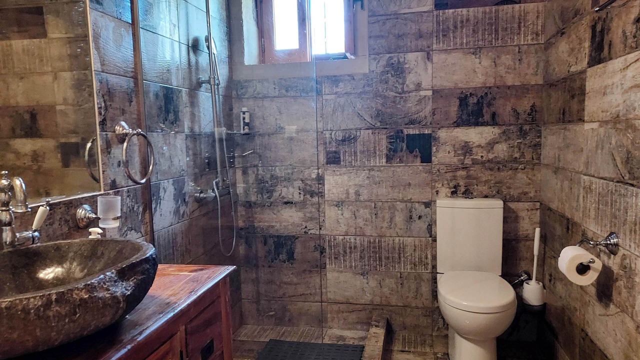Photo of Bathroom in Kefalas