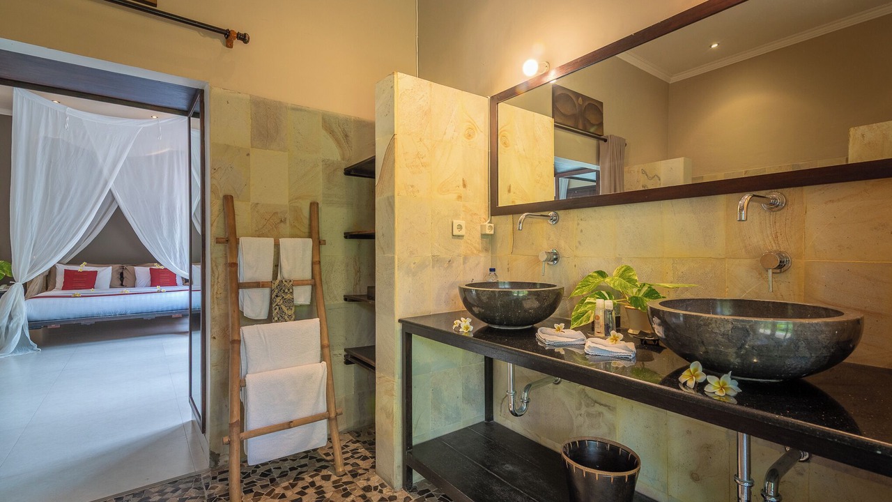 Photo of Bathroom in Dencarik