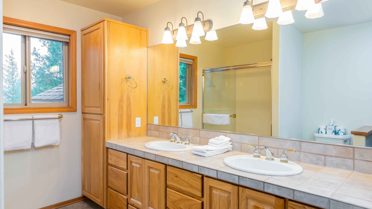 Photo of Bathroom in Deer Park