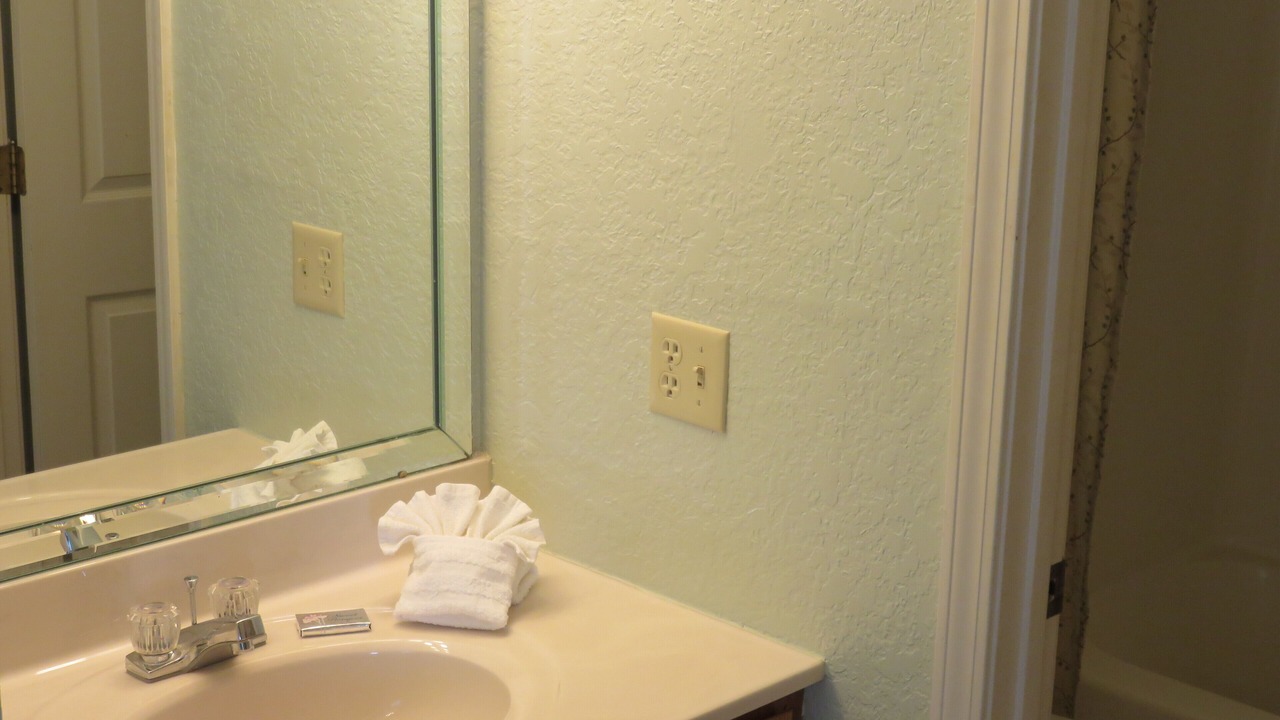 Photo of Bathroom in Village of Four Seasons