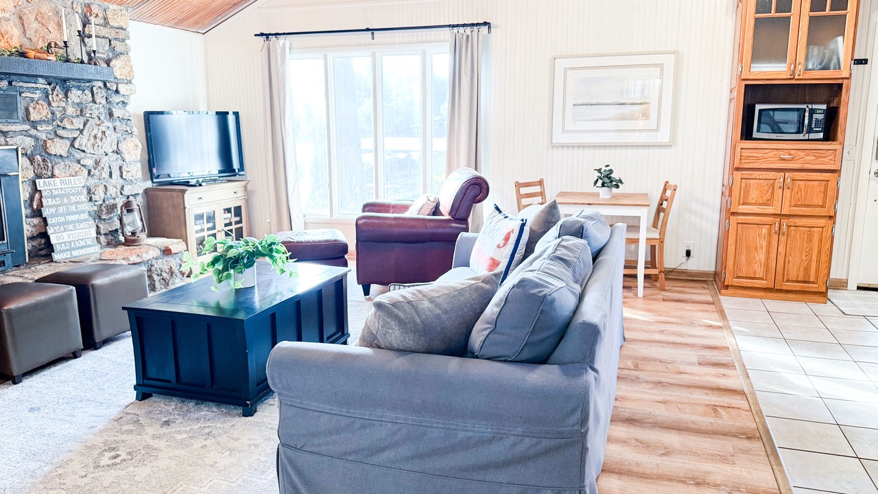 Photo of Livingroom in Gravois Mills