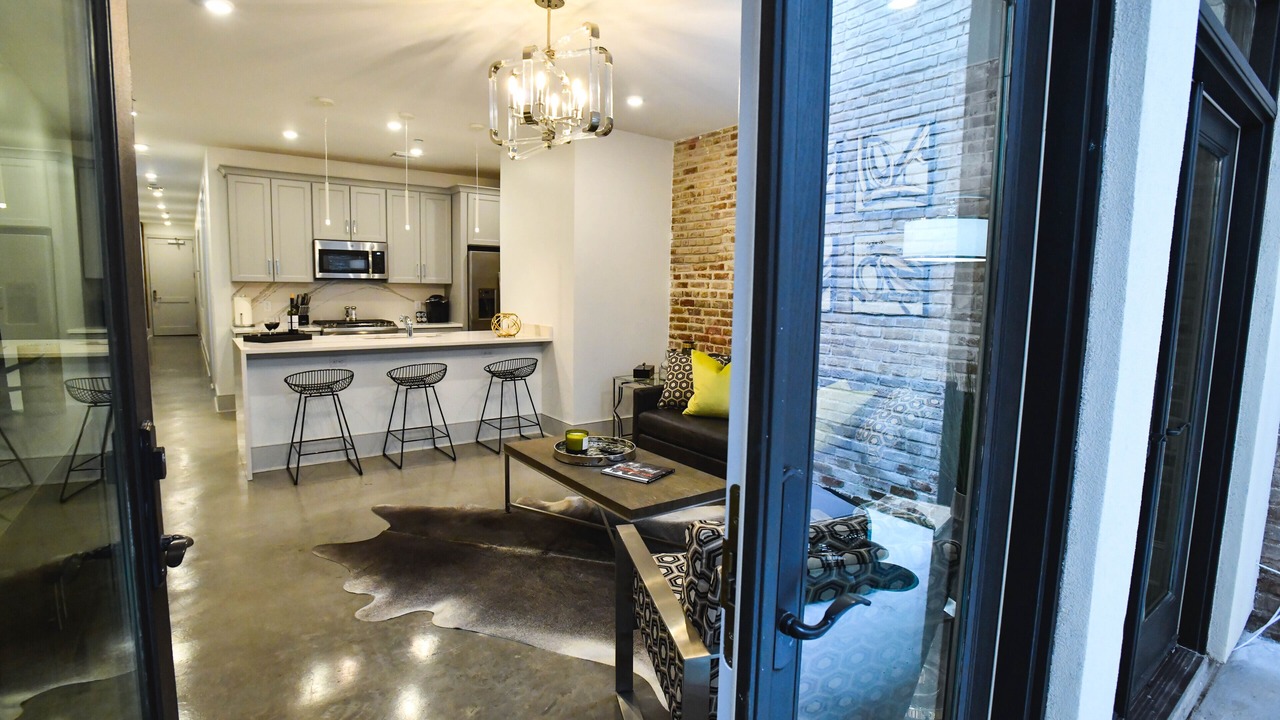Photo of Livingroom in Central Business District