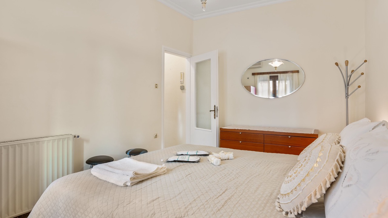 Photo of Bedroom in Platanias Town