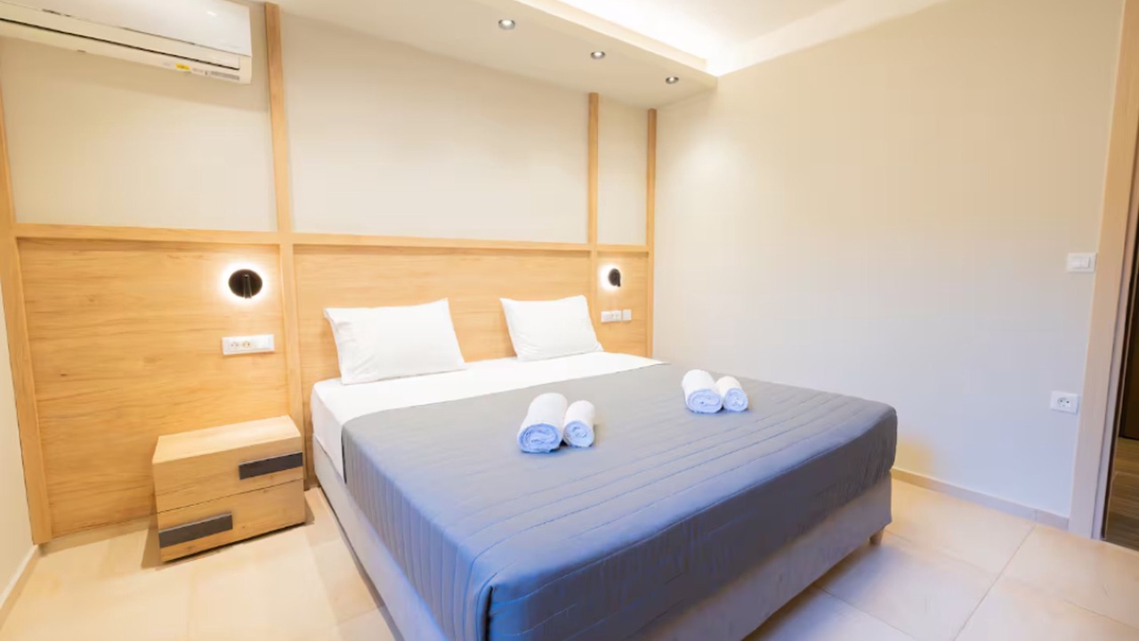 Photo of Bedroom in Kato Stalos