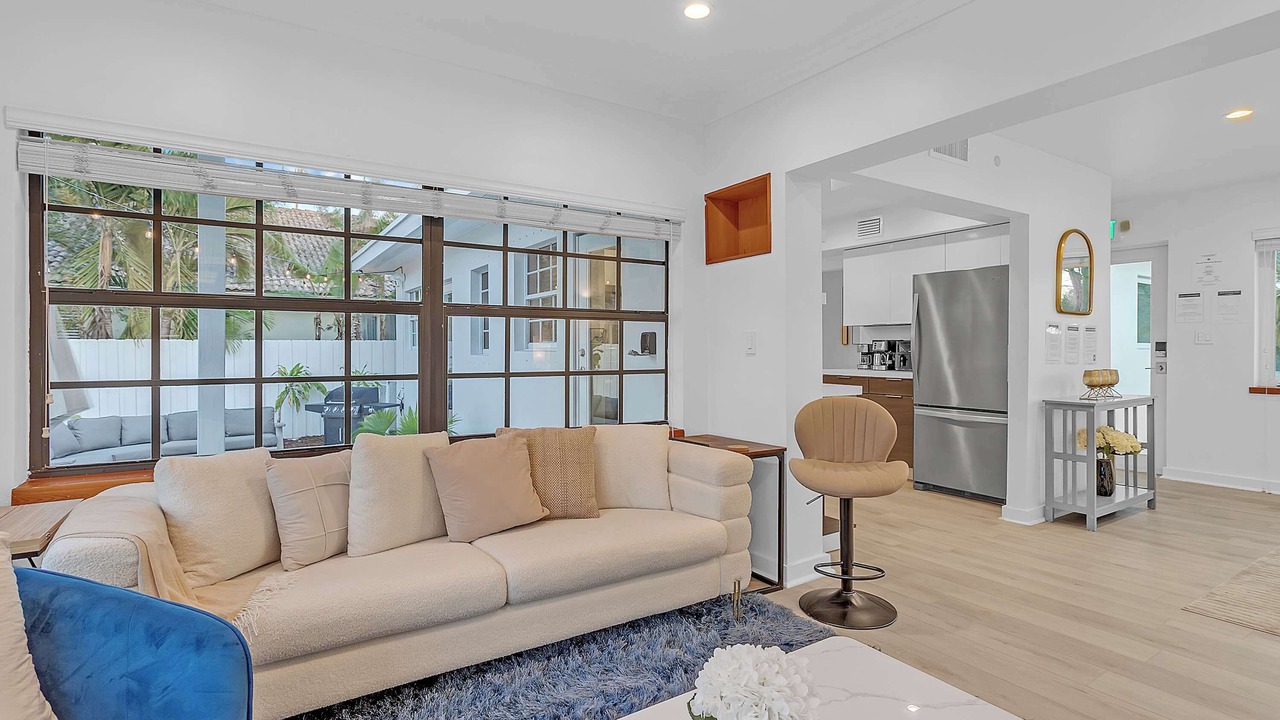 Photo of Livingroom in Miami Springs