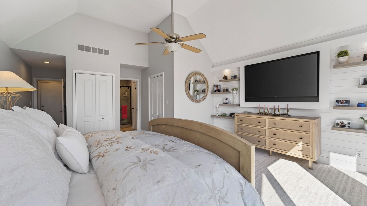 Photo of Bedroom in Village of Four Seasons
