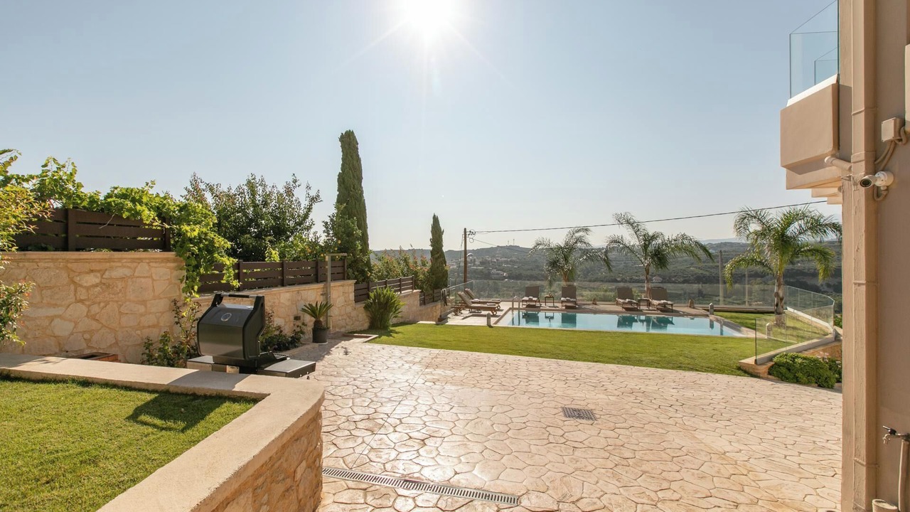 Photo of Patio Balcony in Polemarchi