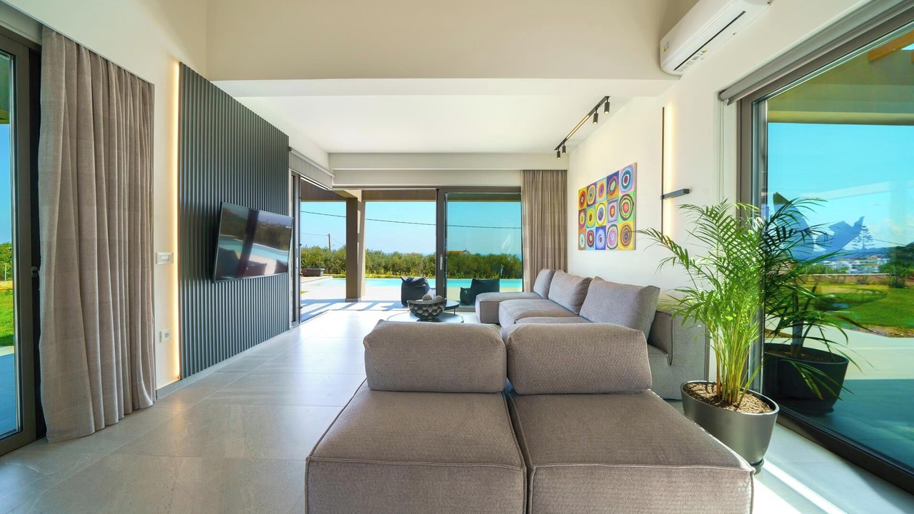 Photo of Livingroom in Kato Stalos