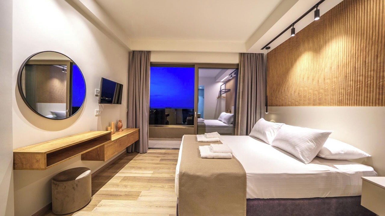 Photo of Bedroom in Kato Stalos