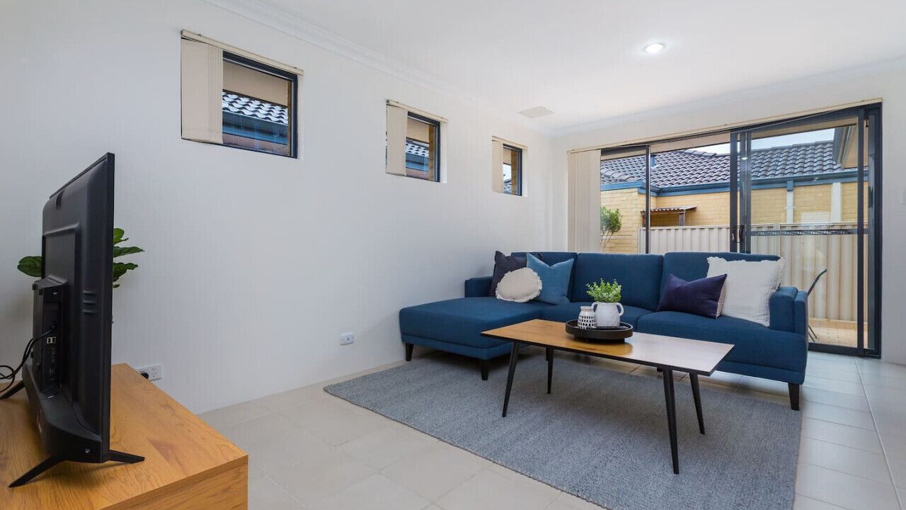 Photo of Livingroom in East Cannington
