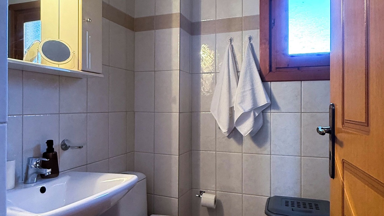 Photo of Bathroom in Kolymvari