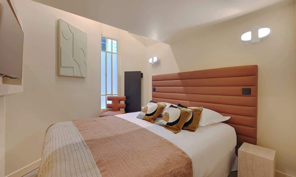 Photo of Bedroom in Saint-Merri