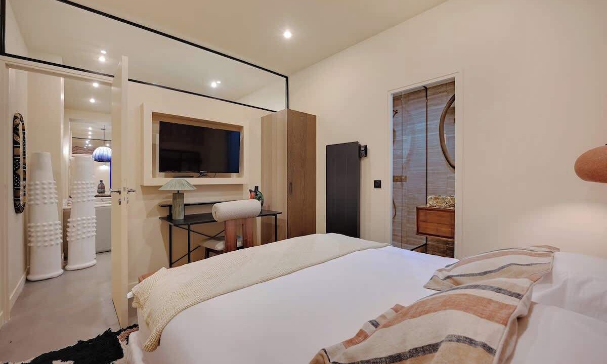 Photo of Bedroom in Saint-Merri