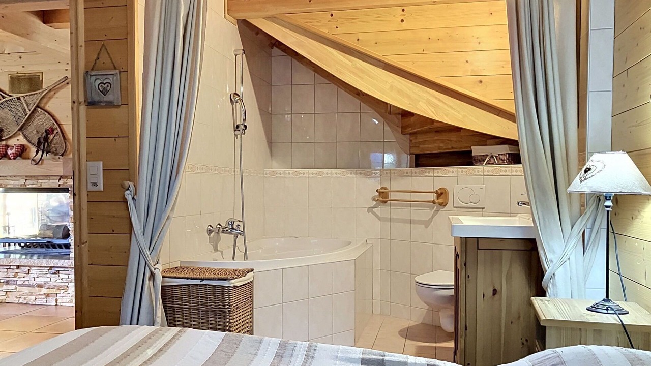 Photo of Bedroom in Ormont-Dessus