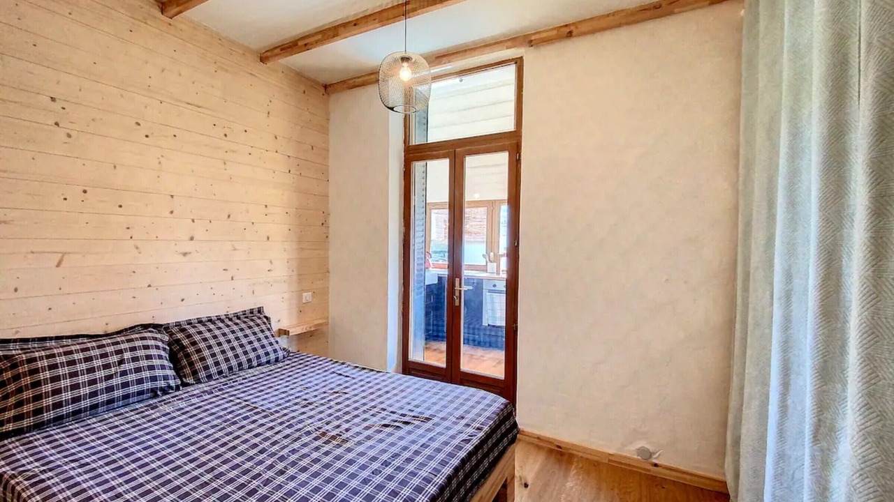 Photo of Bedroom in Aix-les-Bains