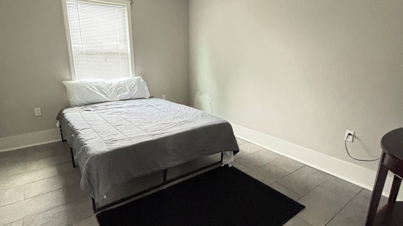 Photo of Bedroom in Kenner - Louis Armstrong International Airport