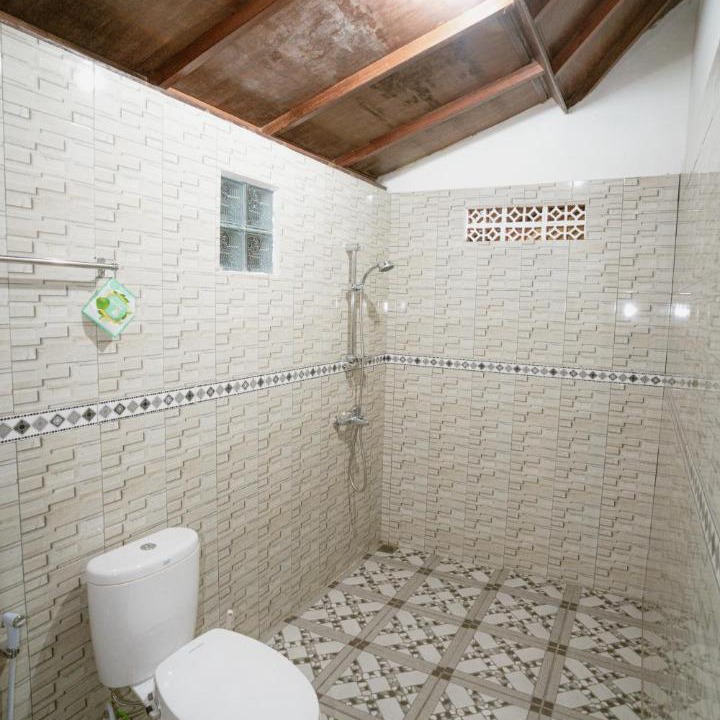Photo of Bathroom in Batunya