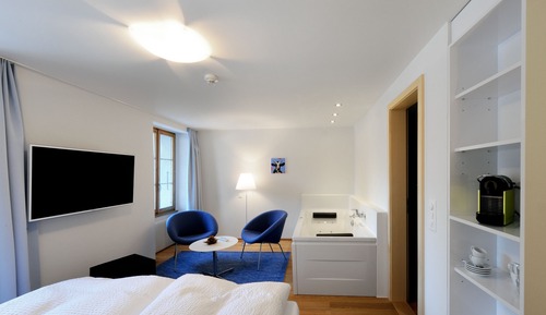Studio (Annex)