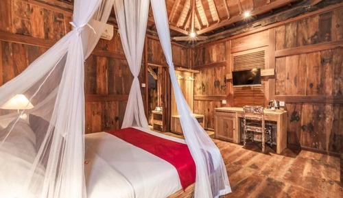 Superior Double Room, Balcony, Garden View