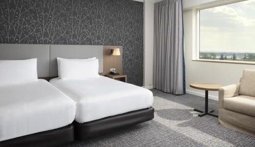 Deluxe Family Twin Room