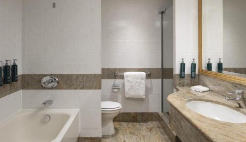 Twin Guest Room