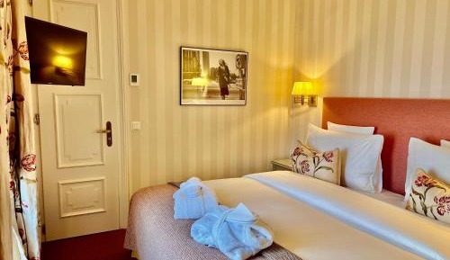 King Suite with Balcony
