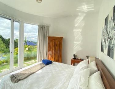 Double Room with Pool View