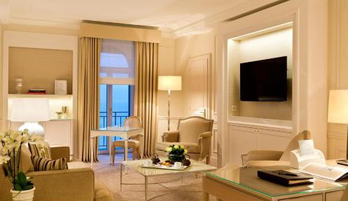 Junior Suite with Balcony