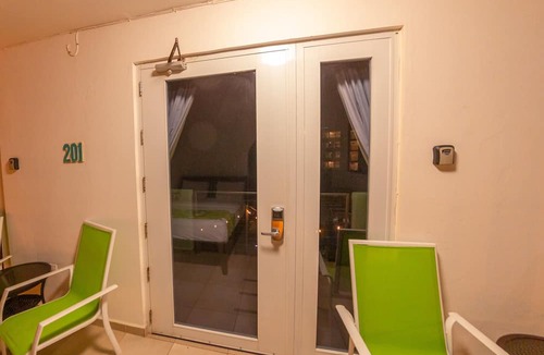 Puntas Hotel | Casa Verde Hotel - Steps to the Beach | Pool, Restaurant & Bar