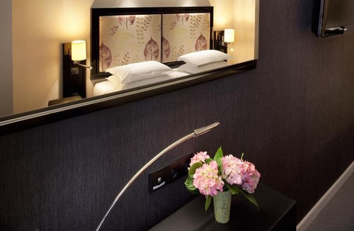 Saint-Gervais Hotel | Hôtel Caron le Marais