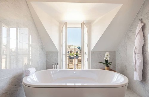Saint-Thomas-d'Aquin Hotel | Hotel Montalembert