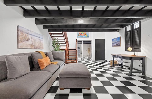 San Francisco Apartment | Villa Carolina | Charming 2-story apartment