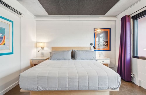 Folly Beach Hotel | Boutique Vera Hotel Room 301: King Room in the Heart of Folly Beach
