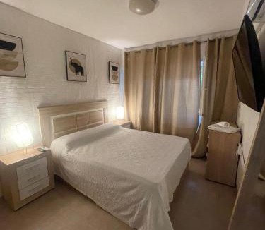 Quintana Apartment | Charming 1-Bedroom Apartment in the Heart of Madrid