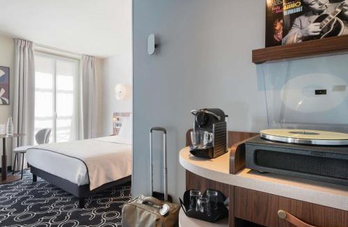 Quartier de la Porte-Saint-Denis Hotel | Mercure Paris Opera Grands Boulevards