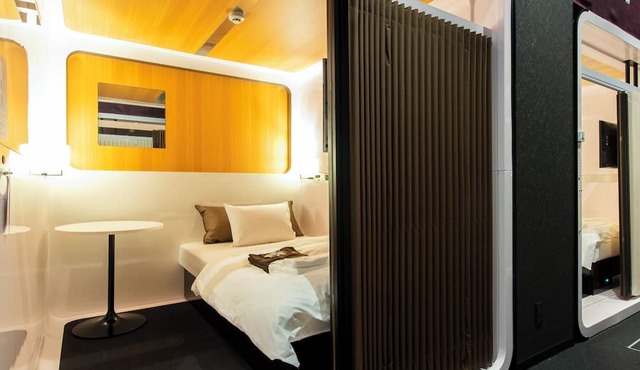 First Cabin Kyoto Nijojo
