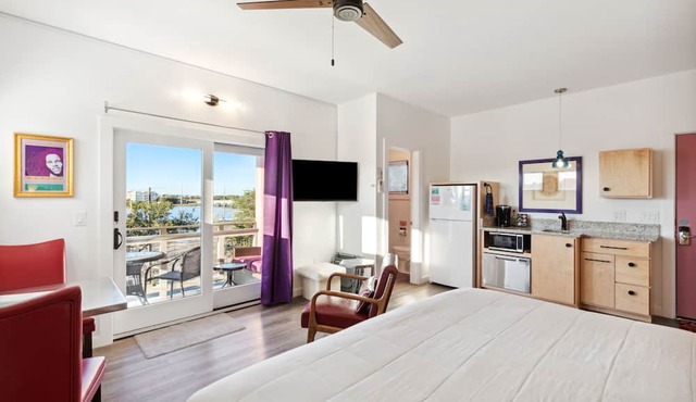 Boutique Hotel Folly Room 10: King Studio with a deck - sunset views over Folly River