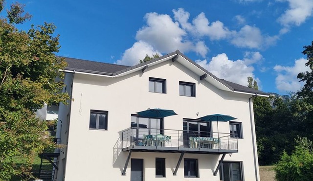 Twin room-Ensuite with Shower-Chambre Lits Jumeaux RDC