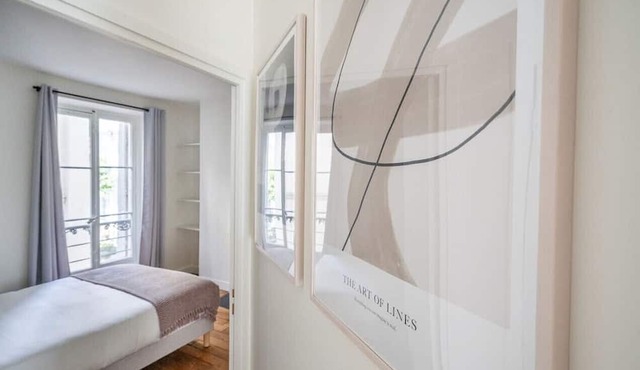 1.Two Bedrooms#Champs Elysées#Arc de Triomphe#AC