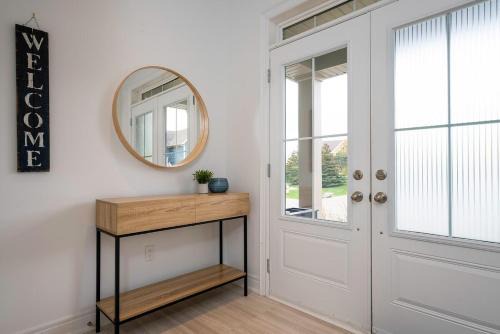 Blue Mountain Townhome - Patio Shuttle Trails