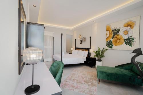 Muara Lovina Hotel